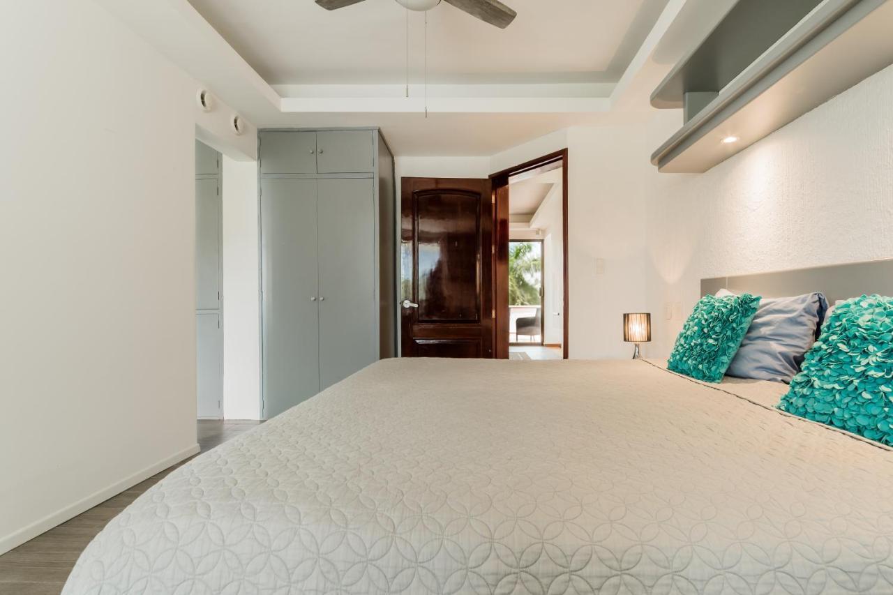 Elegant Lagoon Front Villa By Casa Paraiso Cancún Exteriér fotografie