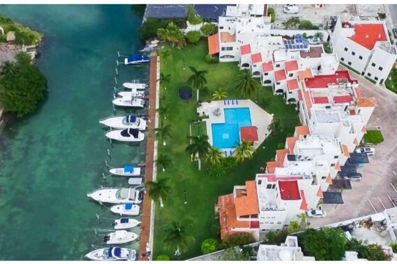 Elegant Lagoon Front Villa By Casa Paraiso Cancún Exteriér fotografie